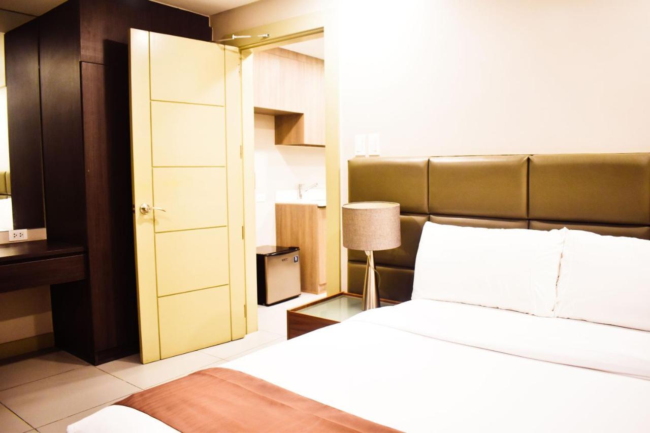Lelita Hotel - Certified Quarantine Facility Makati City Bagian luar foto