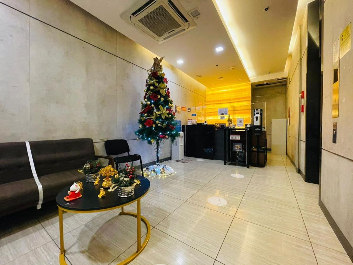 Lelita Hotel - Certified Quarantine Facility Makati City Bagian luar foto