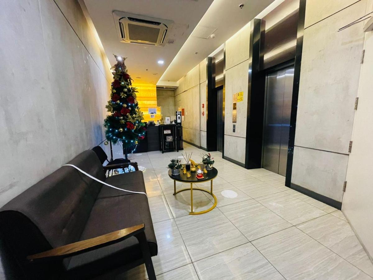 Lelita Hotel - Certified Quarantine Facility Makati City Bagian luar foto