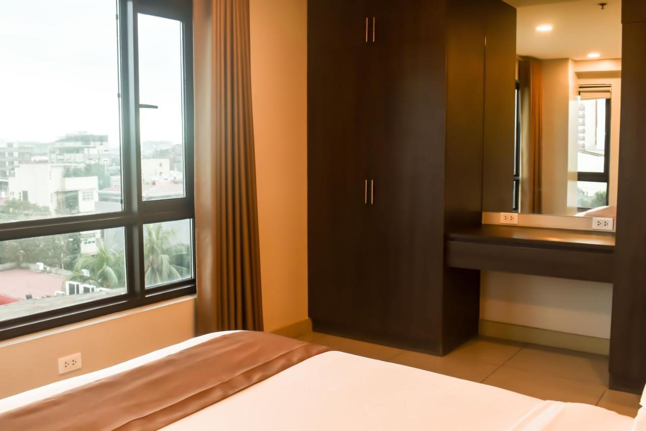 Lelita Hotel - Certified Quarantine Facility Makati City Bagian luar foto